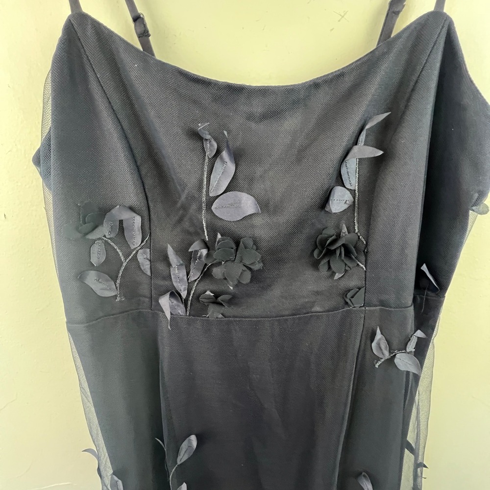 Lulus Abundant Charm Navy 3D Floral Applique Maxi Dress SZ L Bridesmaid Wedding - Picture 5 of 7
